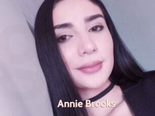 Annie_Brooks