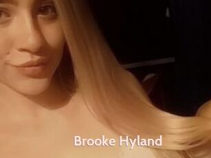 Brooke_Hyland