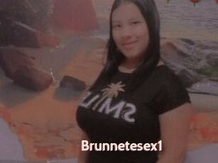 Brunnetesex1