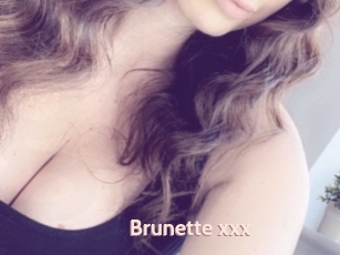 Brunette_xxx