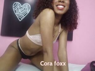 Cora_foxx