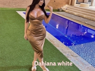 Dahiana_white