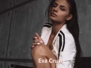 Eva_Cruze