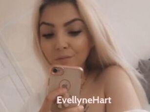 EvellyneHart