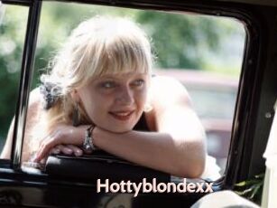 Hottyblondexx