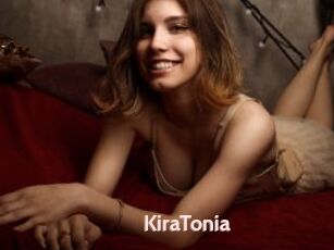 KiraTonia