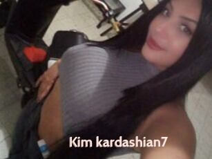 Kim_kardashian7