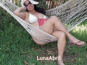 LunaAbril