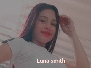 Luna_smith