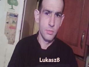 Lukasz8