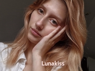 Lunakiss