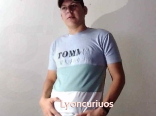 Lyoncuriuos