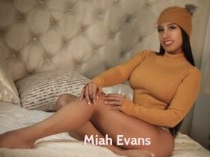 Miah_Evans