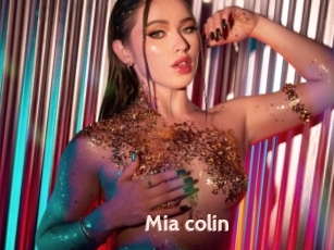 Mia_colin