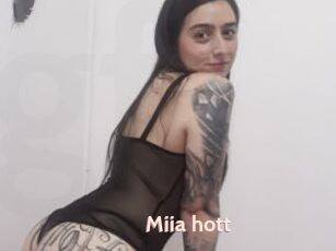 Miia_hott