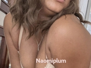 Naomiplum