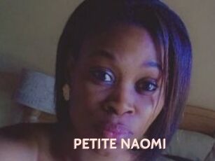 PETITE_NAOMI