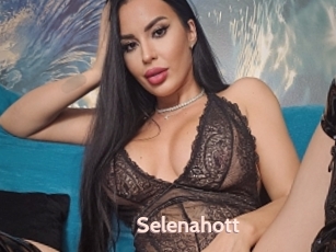 Selenahott