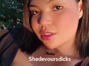 Shedevoursdicks