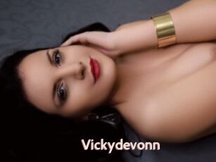 Vickydevonn